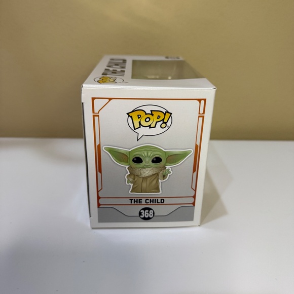 Funko Pop! Star Wars The Mandalorian The Child Bobblehead Vinyl Figure #368 - Picture 7 of 7